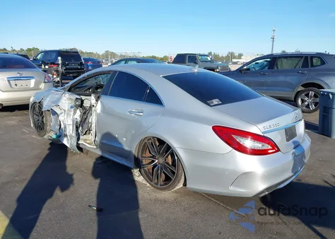2016 Mercedes-Benz Cls 550 z USA, uszkodzony, nr VIN WDDLJ7DB3GA164822